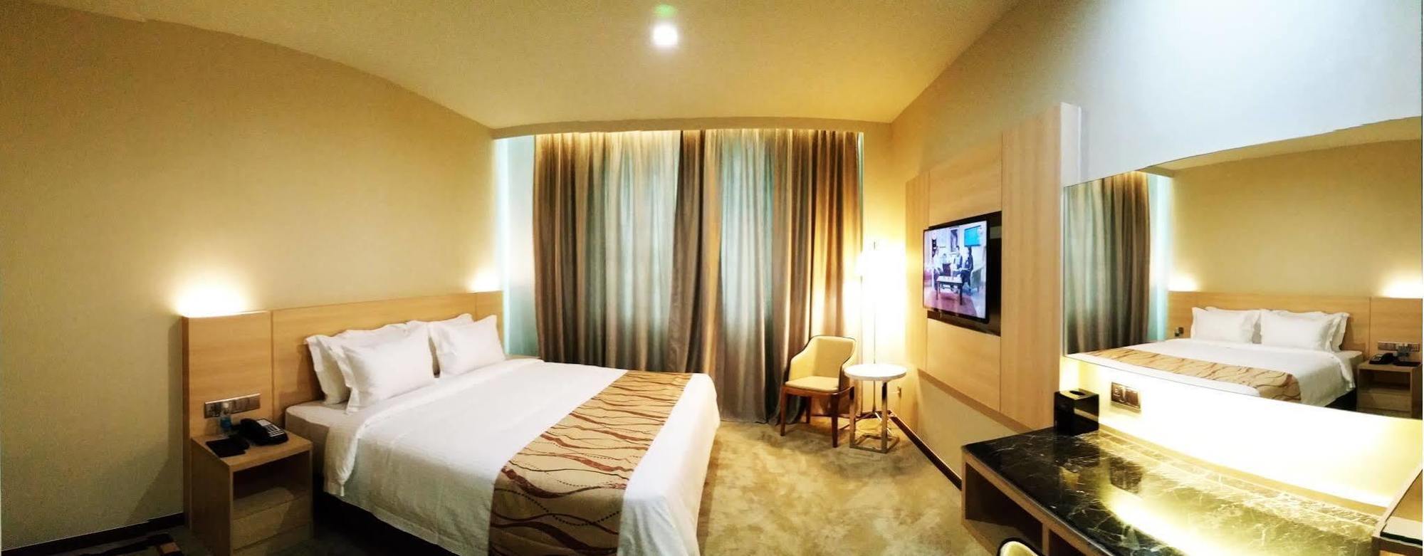 Purest Hotel Sungai Petani Buitenkant foto