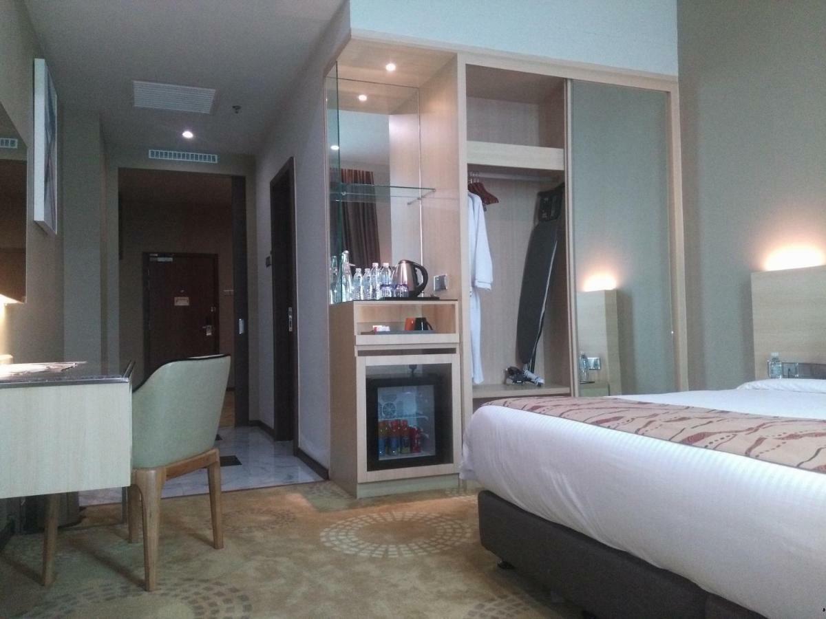 Purest Hotel Sungai Petani Buitenkant foto